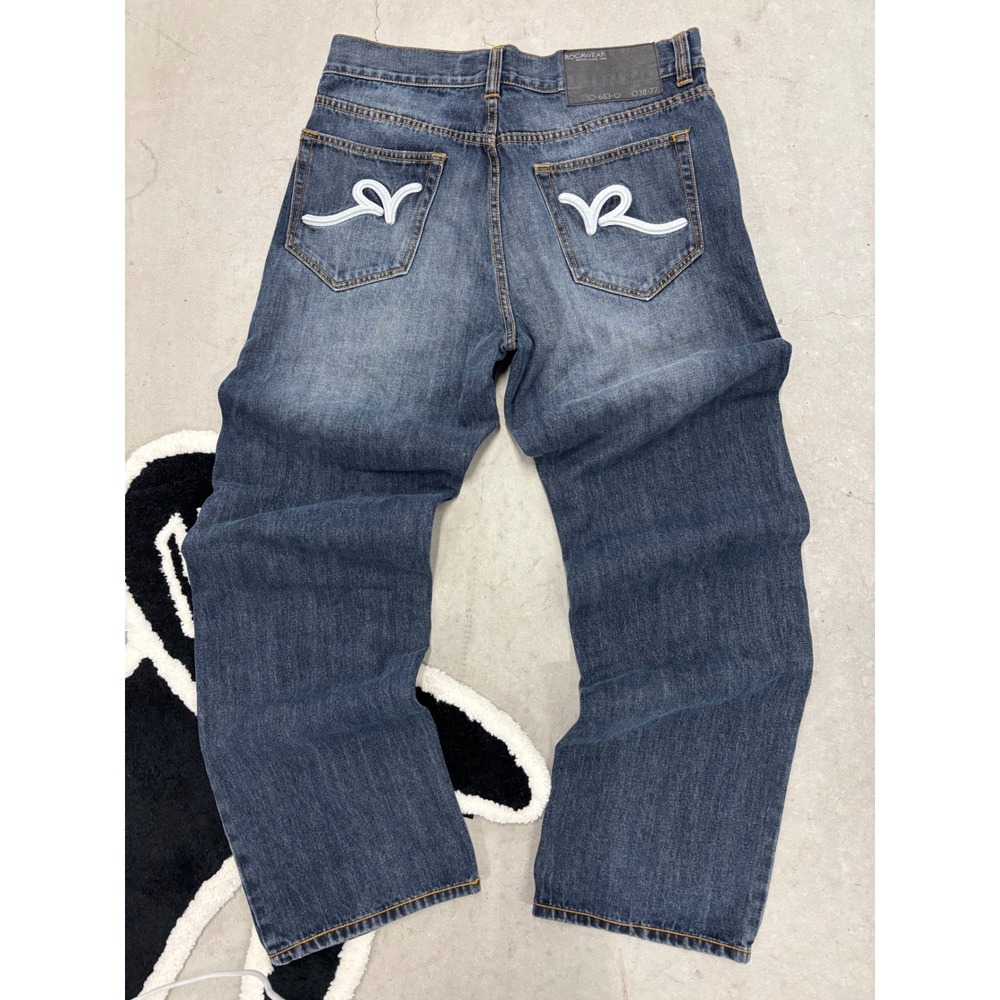 Rocawear Baggy Denim Jeans Dark Wash Blue Embroidered Logo Y2K Streetwear W34